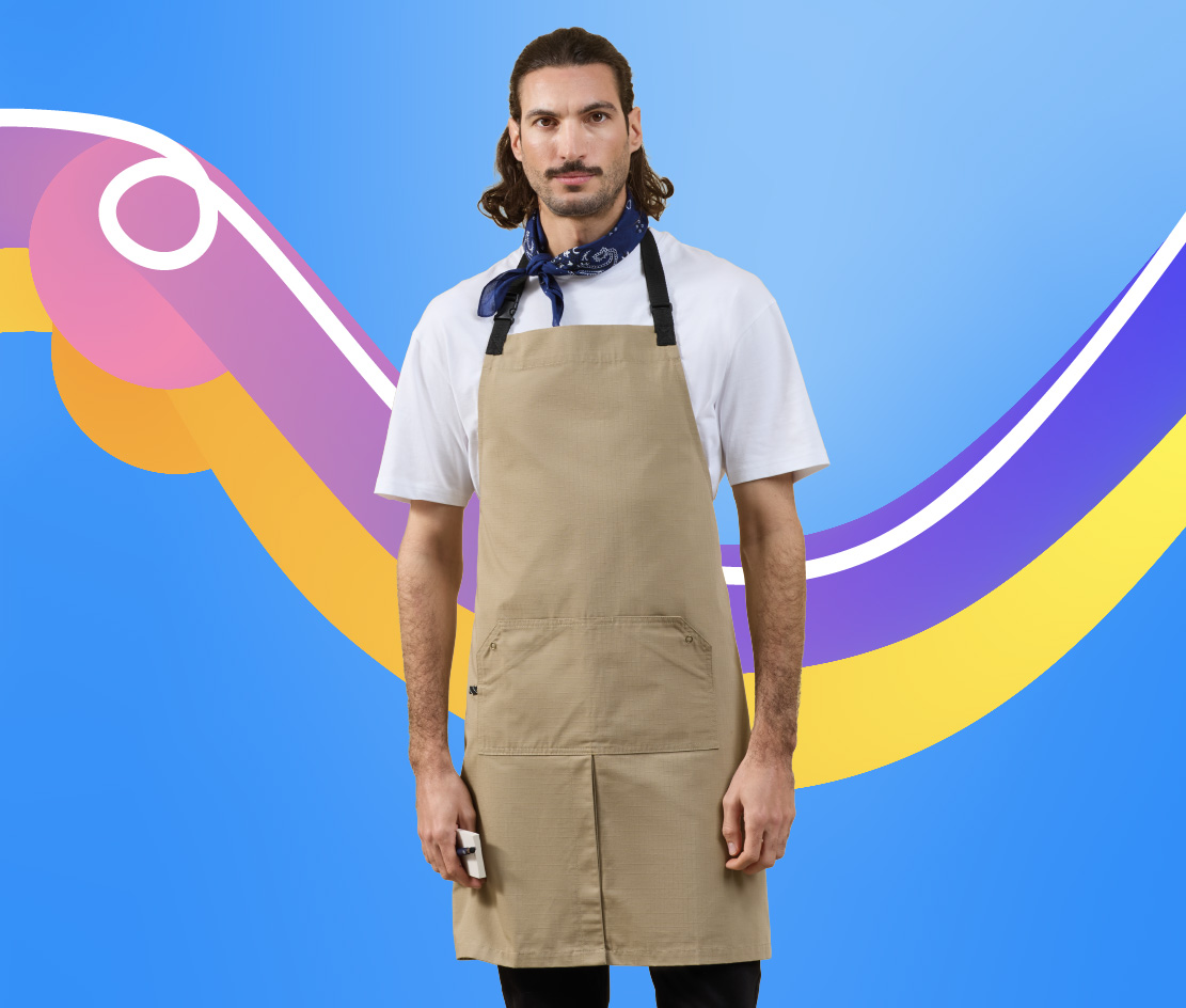 Man wearing khaki coloured apron
