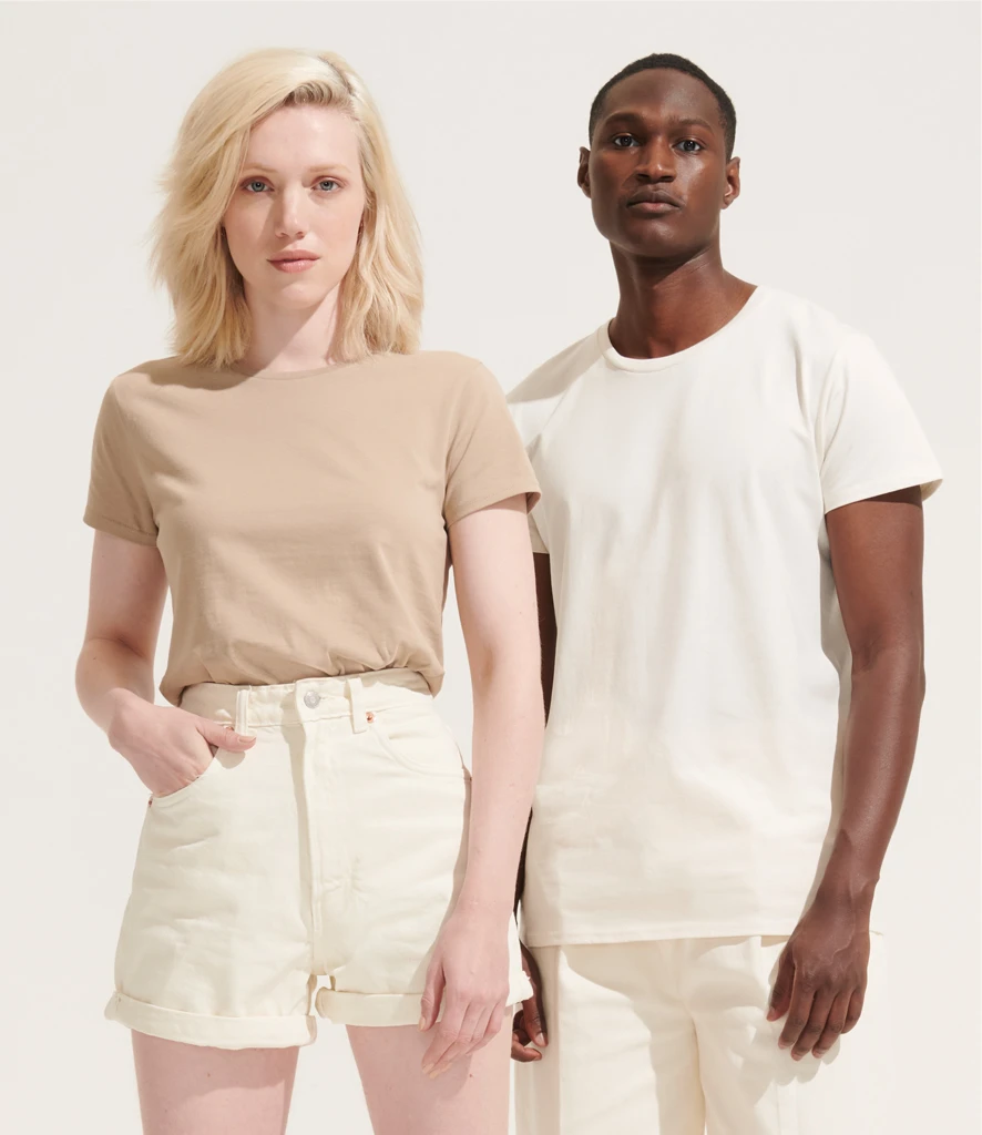 Man & women wearing SOL'S natural & off white organic t-shirt