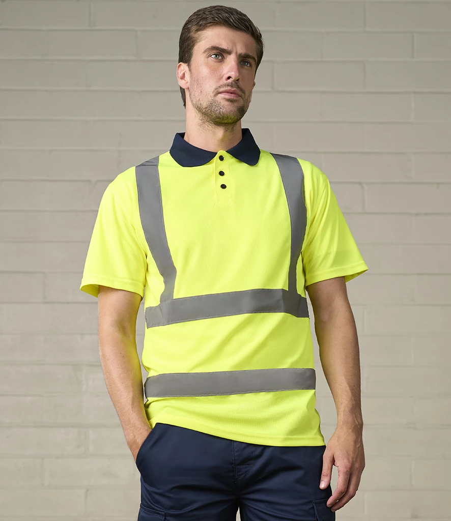 Man wearing high viability t-shirt with reflective strips