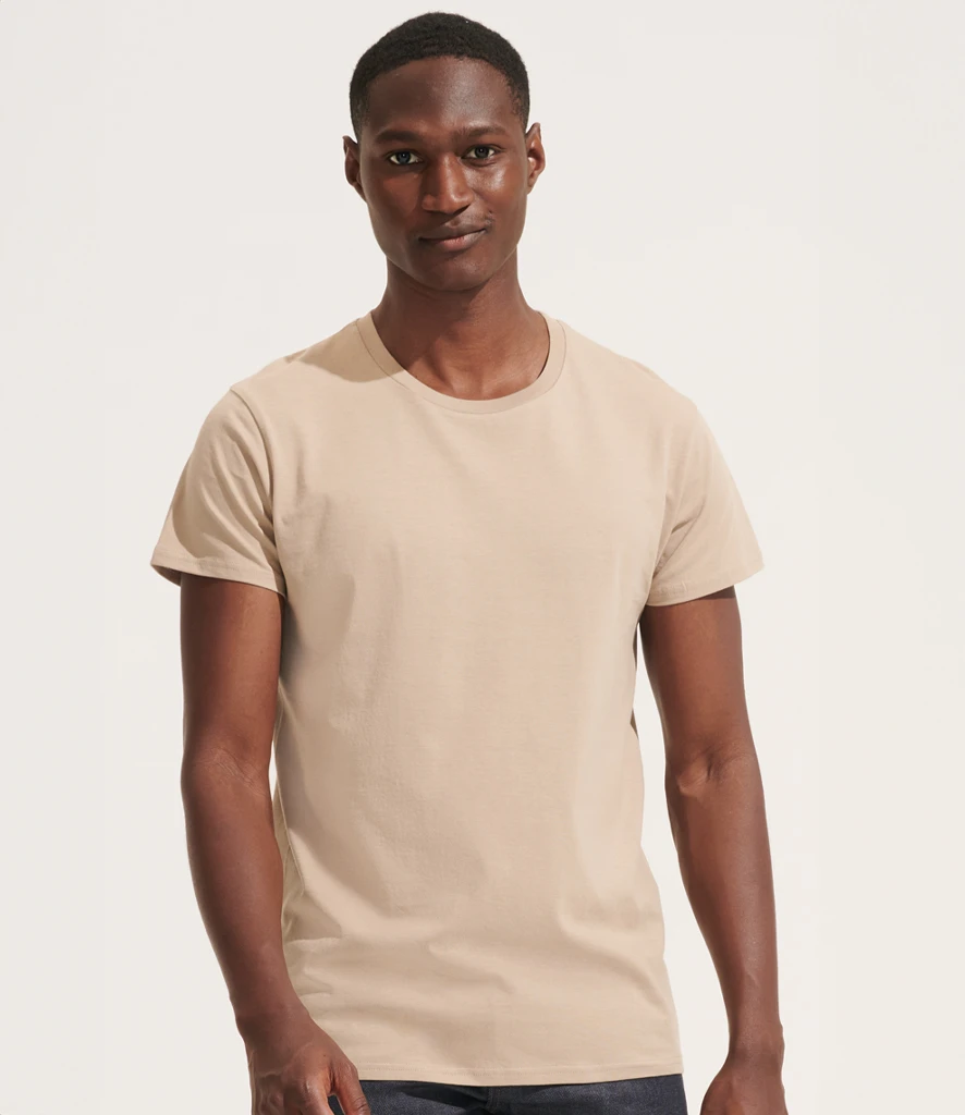 Man wearing SOL'S blank T-Shirt in earthy sand colour